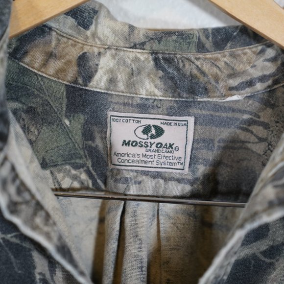 Vintage Mossy Oak Camo Button Up - Picture 2 of 4